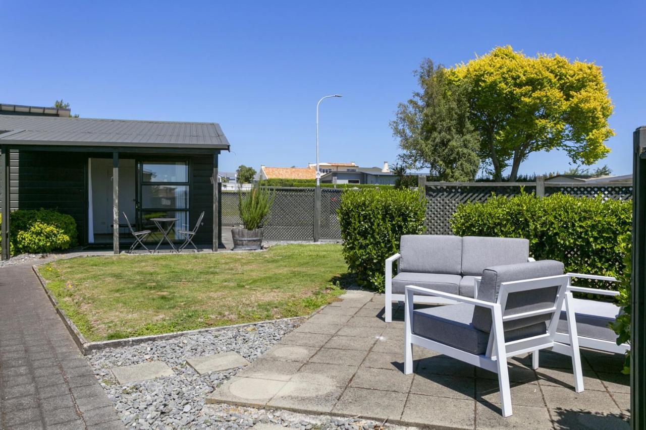 You Little Beauty - Wharewaka Beach Magic Taupo Exterior foto